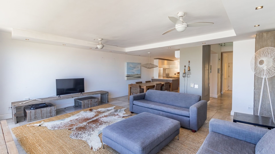 To Let 4 Bedroom Property for Rent in Gordons Bay Village Western Cape